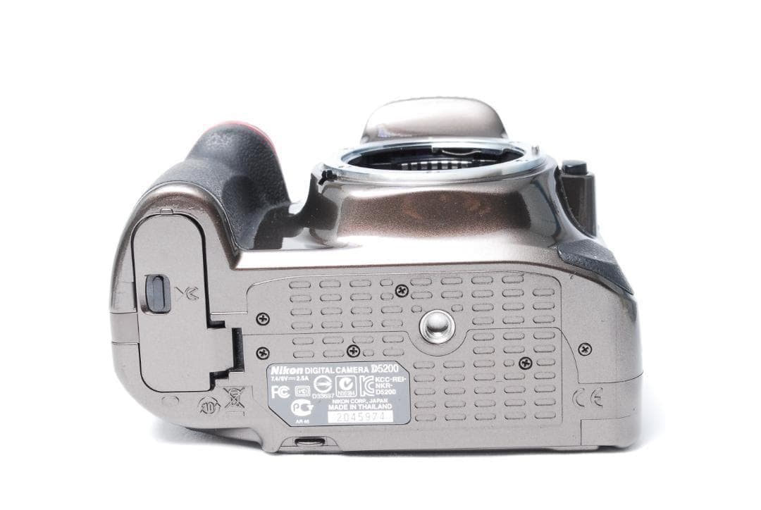 Nikon D5200 Wレンズ 一眼レフ スマホ転送 レアなブロンズカラー
