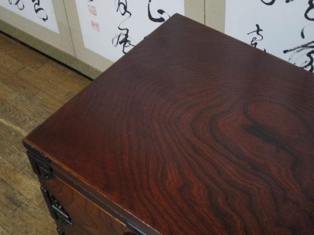 伝統工芸 欅材 拭き漆塗 3段 民芸 岩谷堂箪笥 鍵付き 定価 約15万円