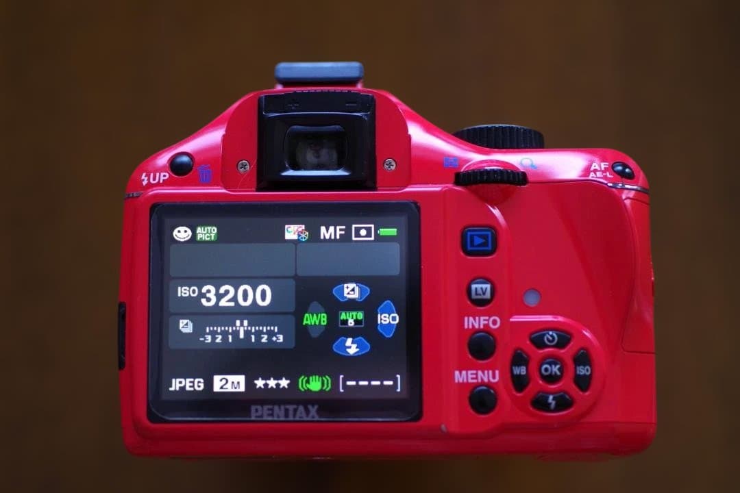 ジャンク品 PENTAX K-x デジ一眼 + レンズ 18-55 smc DA
