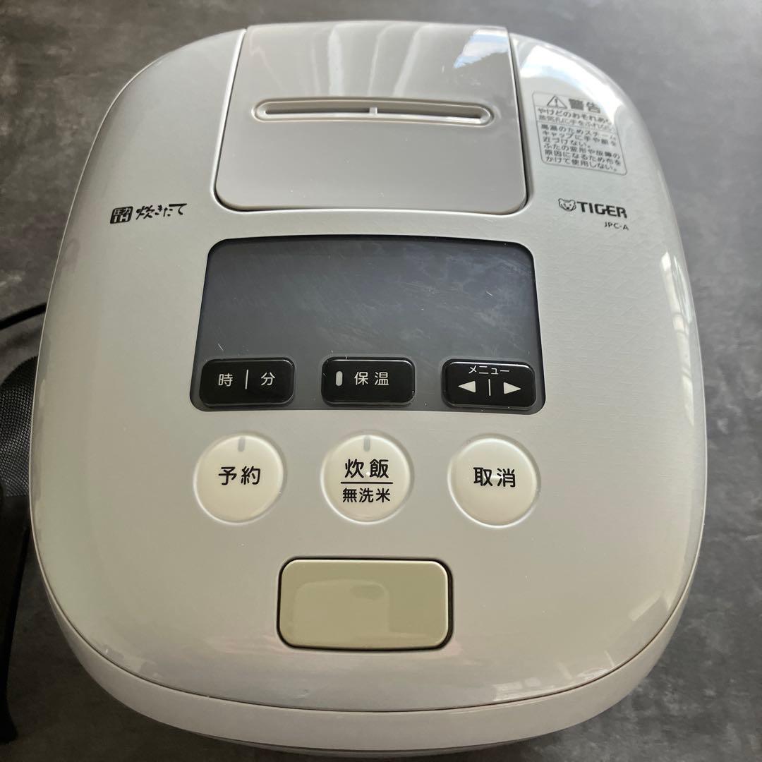 TIGER 炊飯器 型番：JPC-A100（1.0L / 5.5合）2017年製