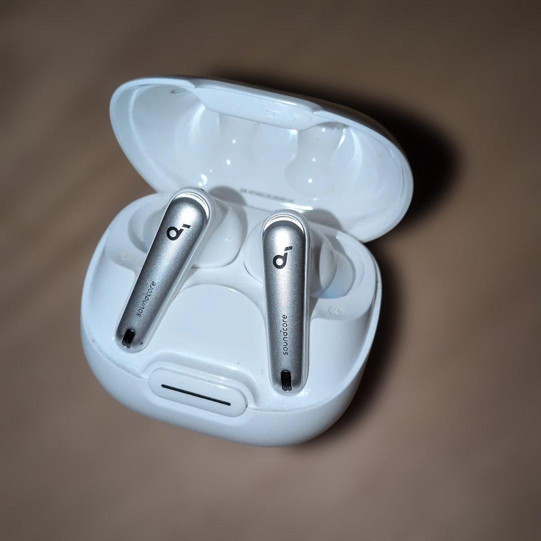 Anker Soundcore Liberty 4 NC ワイヤレスイヤホン