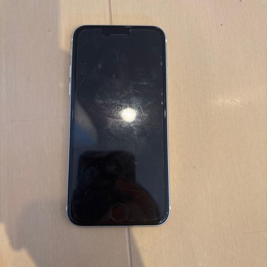 未使用Apple iPhone SE (第2世代) ホワイト