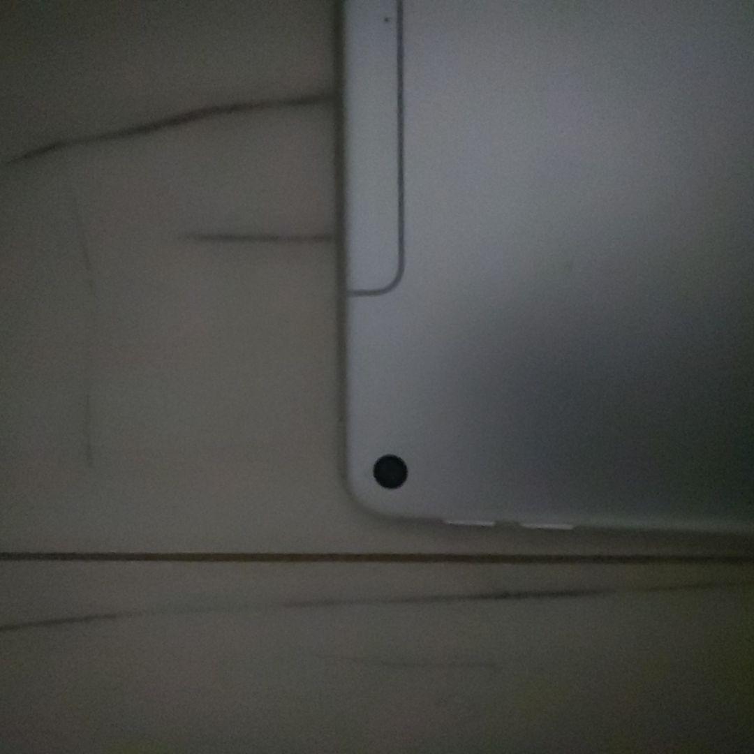 ★値下げ交渉可能★　iPad air 3 中古品　（購入から1ヶ月）