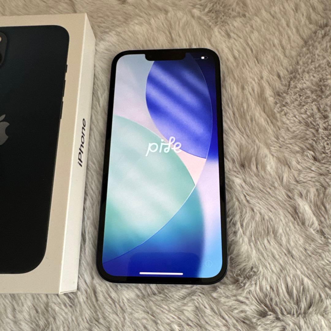 Apple iPhone 13 ミッドナイト 本体　128GB バッテリー84%
