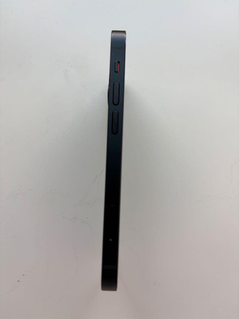 iPhone 13 mini ミッドナイト 128 GB（外箱あり・画面傷あり）