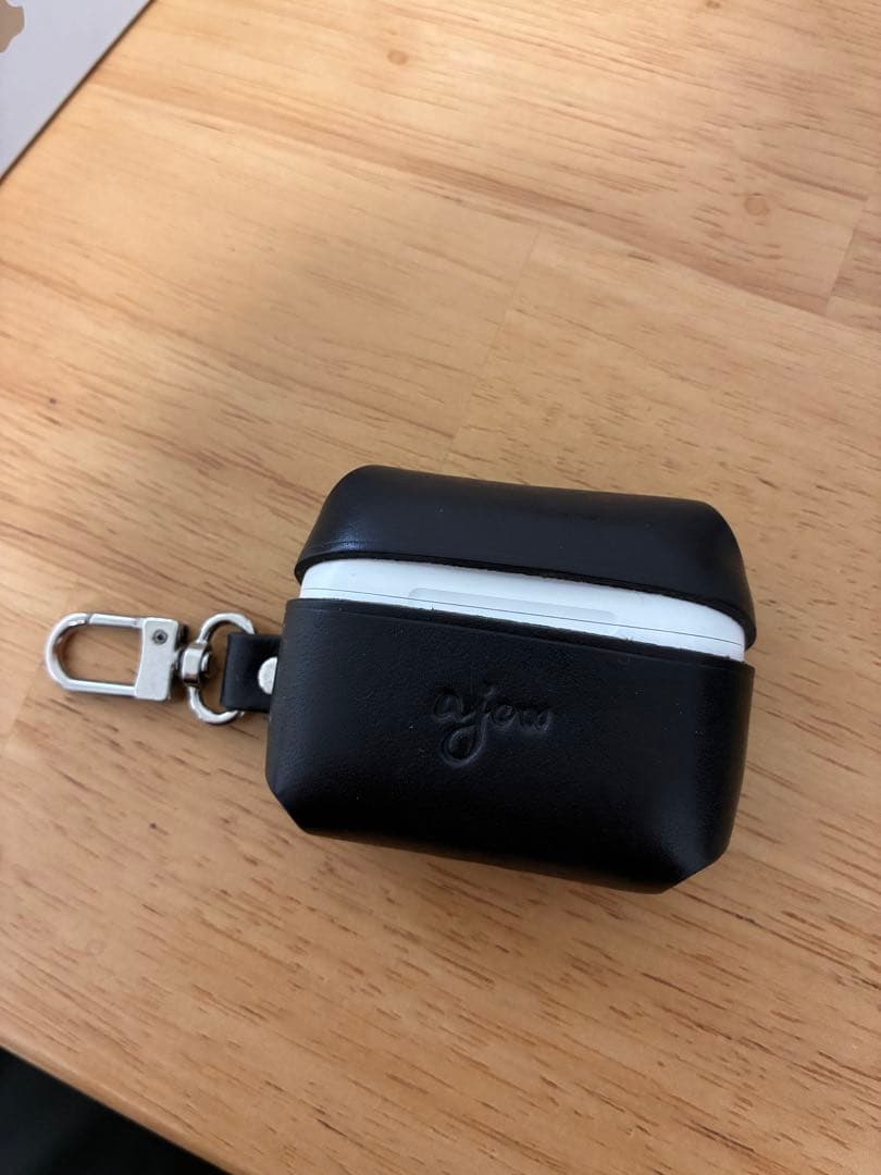 美品AirPods Pro第2世代（エジューカバー付き）