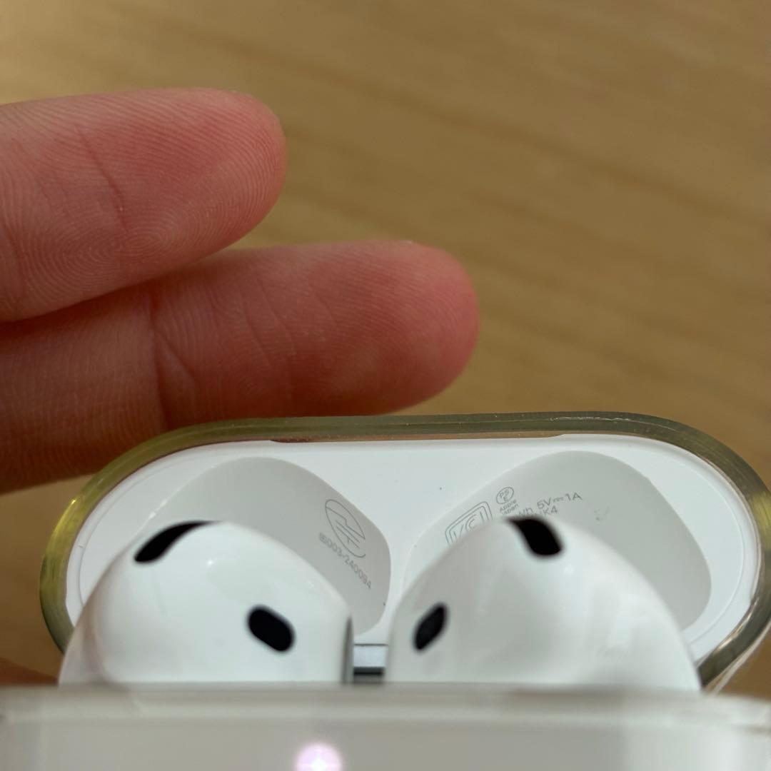 AirPods4 ANC 本体 ホワイト USB-C充電ポート