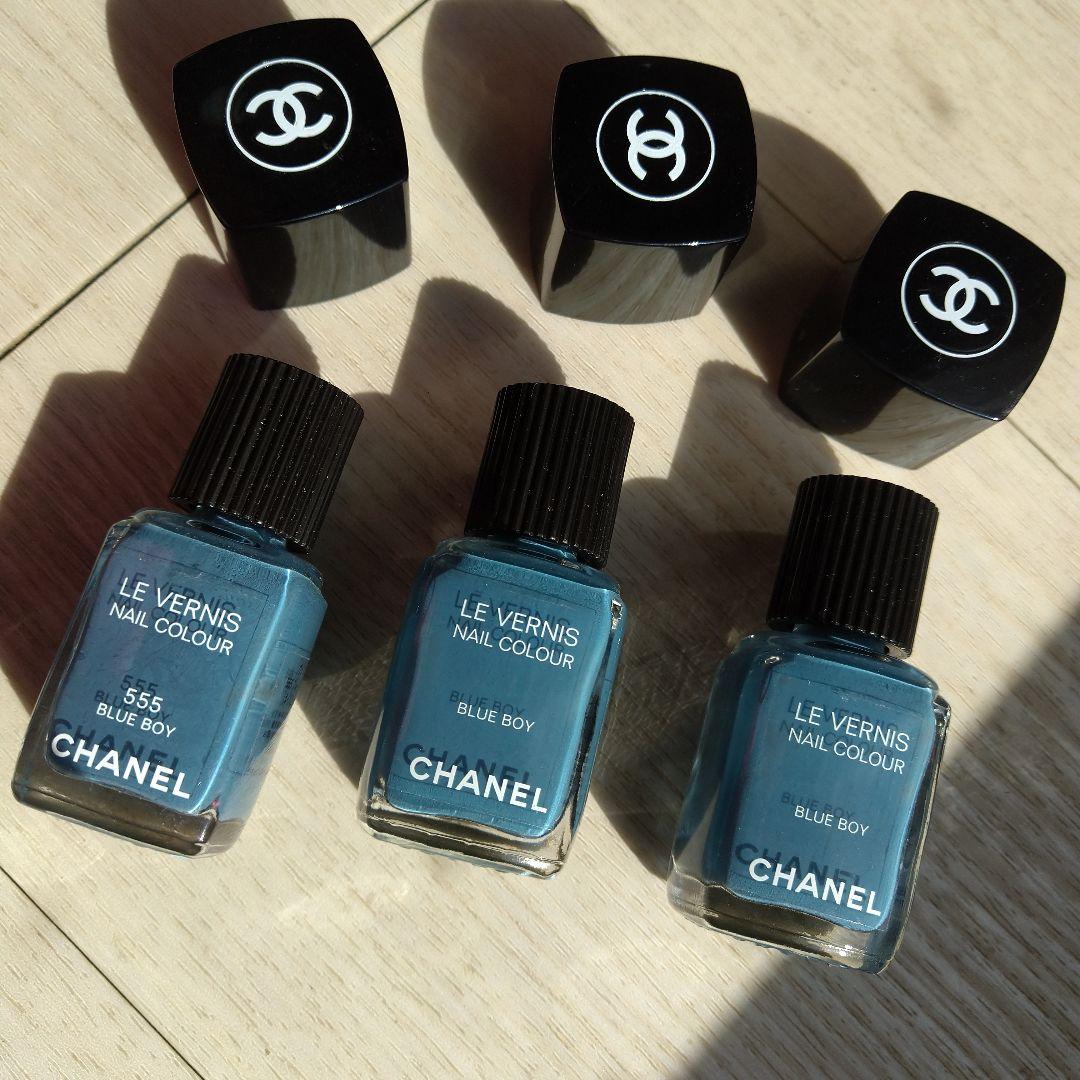 あお♥blue♥ブルー♥　　３本【廃盤】CHANEL シャネル ヴェルニ555