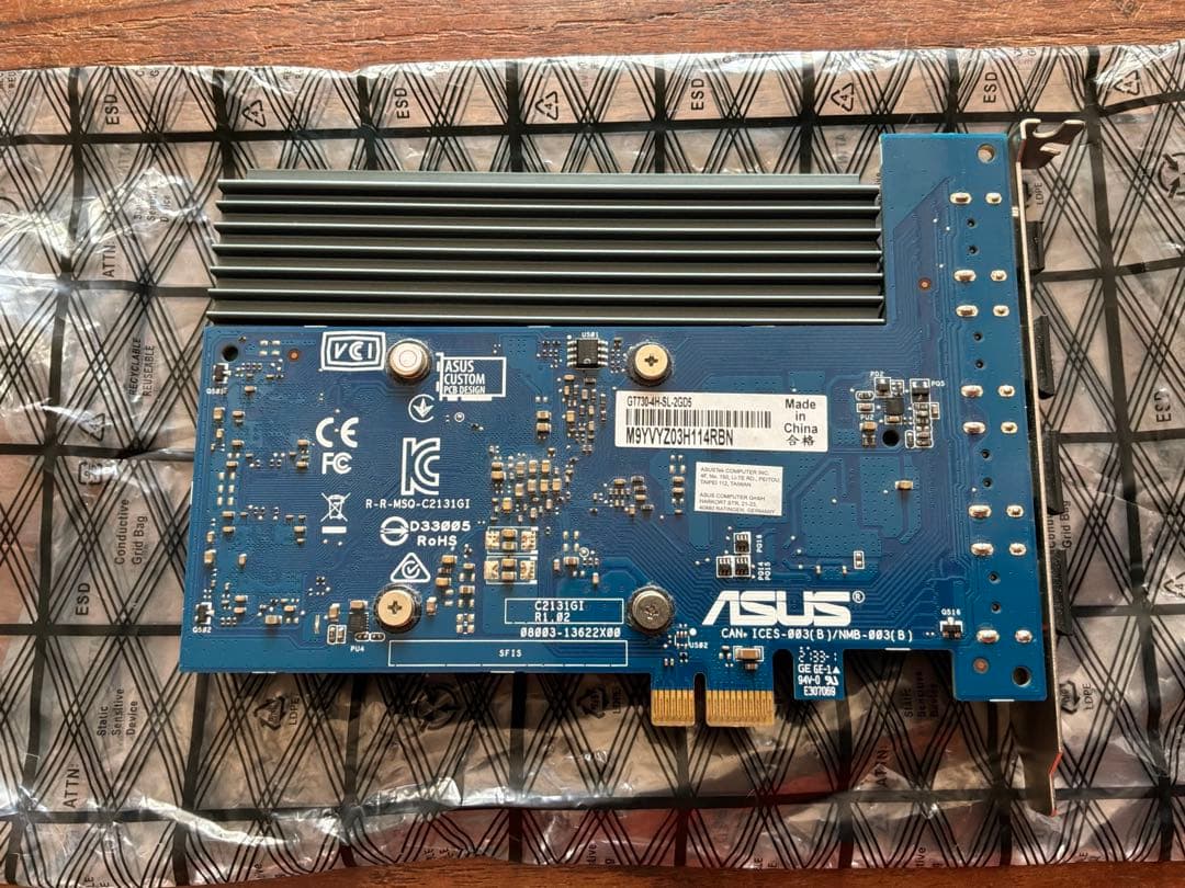 グラフィックボード・グラボ・ビデオカード ASUS GT730-4H-SL-2GD5 GeForce 4HDMI
