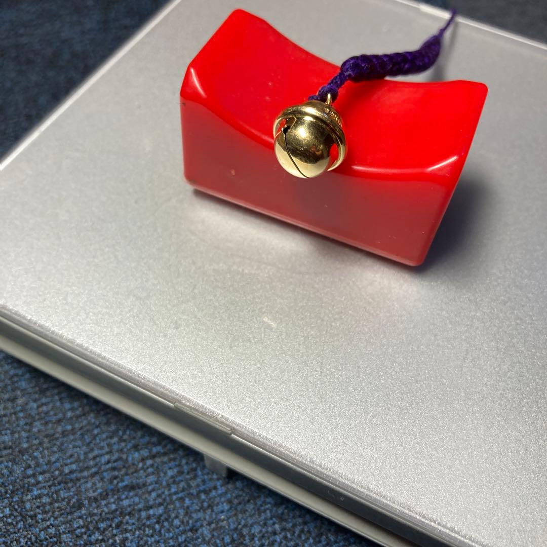 (//∇//)…付けたら…金運が上がるかなぁ〜 ブランド徳力製のk18、金の鈴