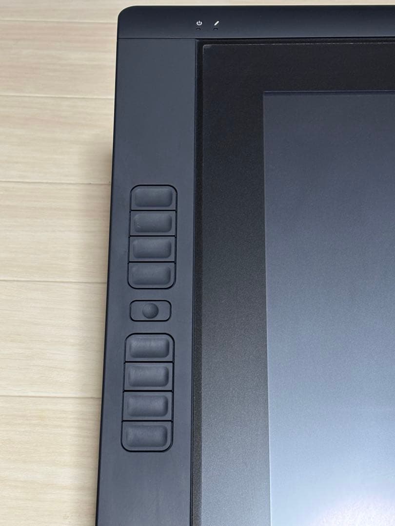 Wacom Cintiq 22HD DTK-2200/K 液晶ペンタブレット