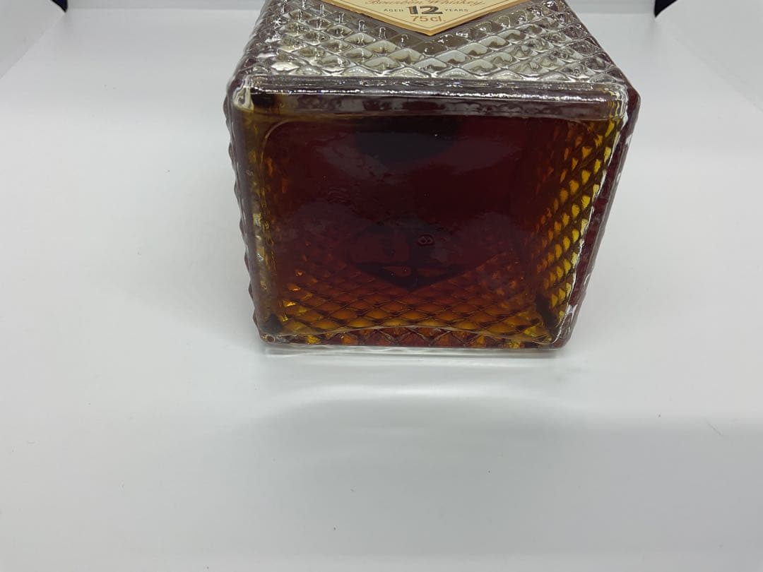 I.W. HARPER 12年 デキャンタボトル 750ml 箱付き バーボン