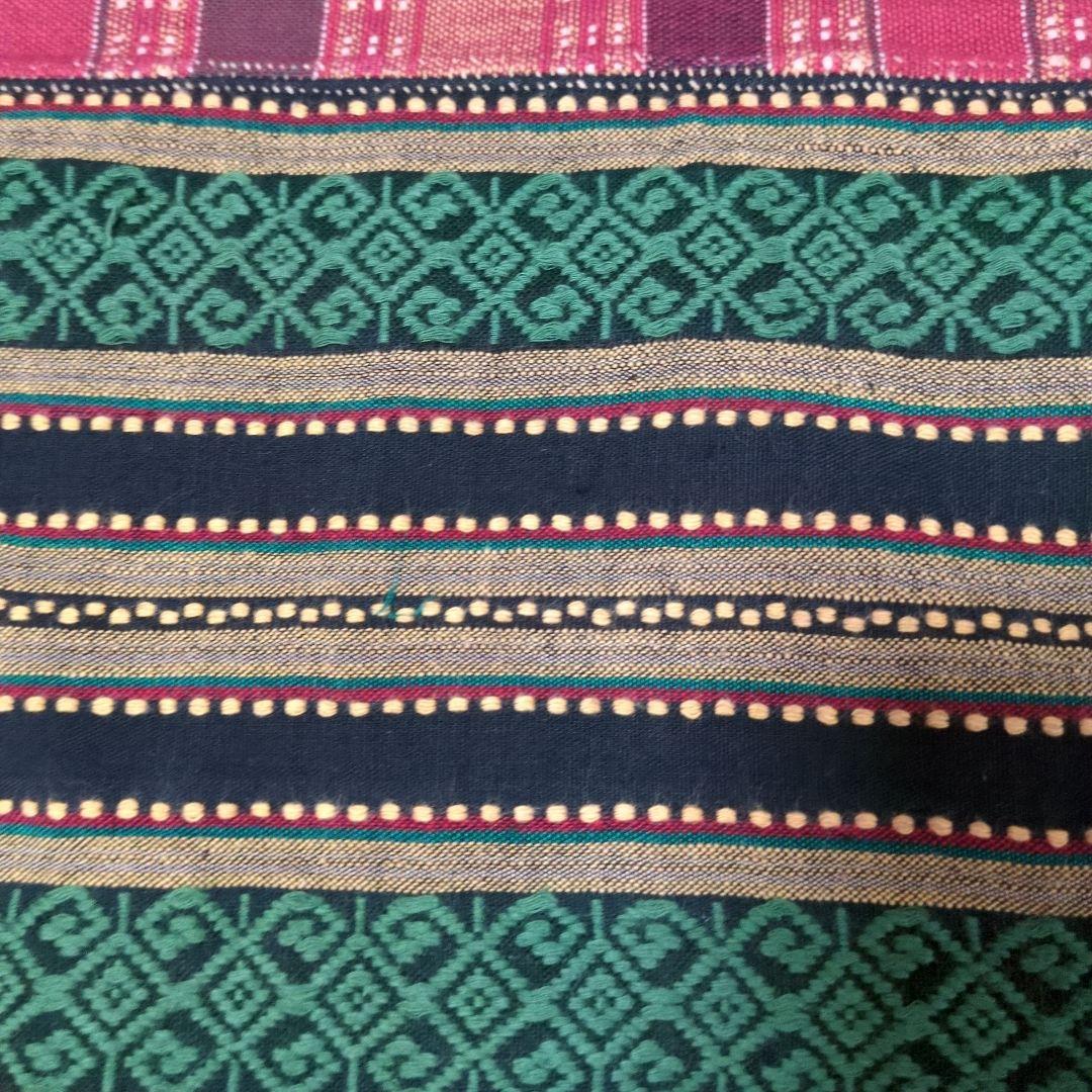 タイ　民族衣装　スカート　生地　刺繍