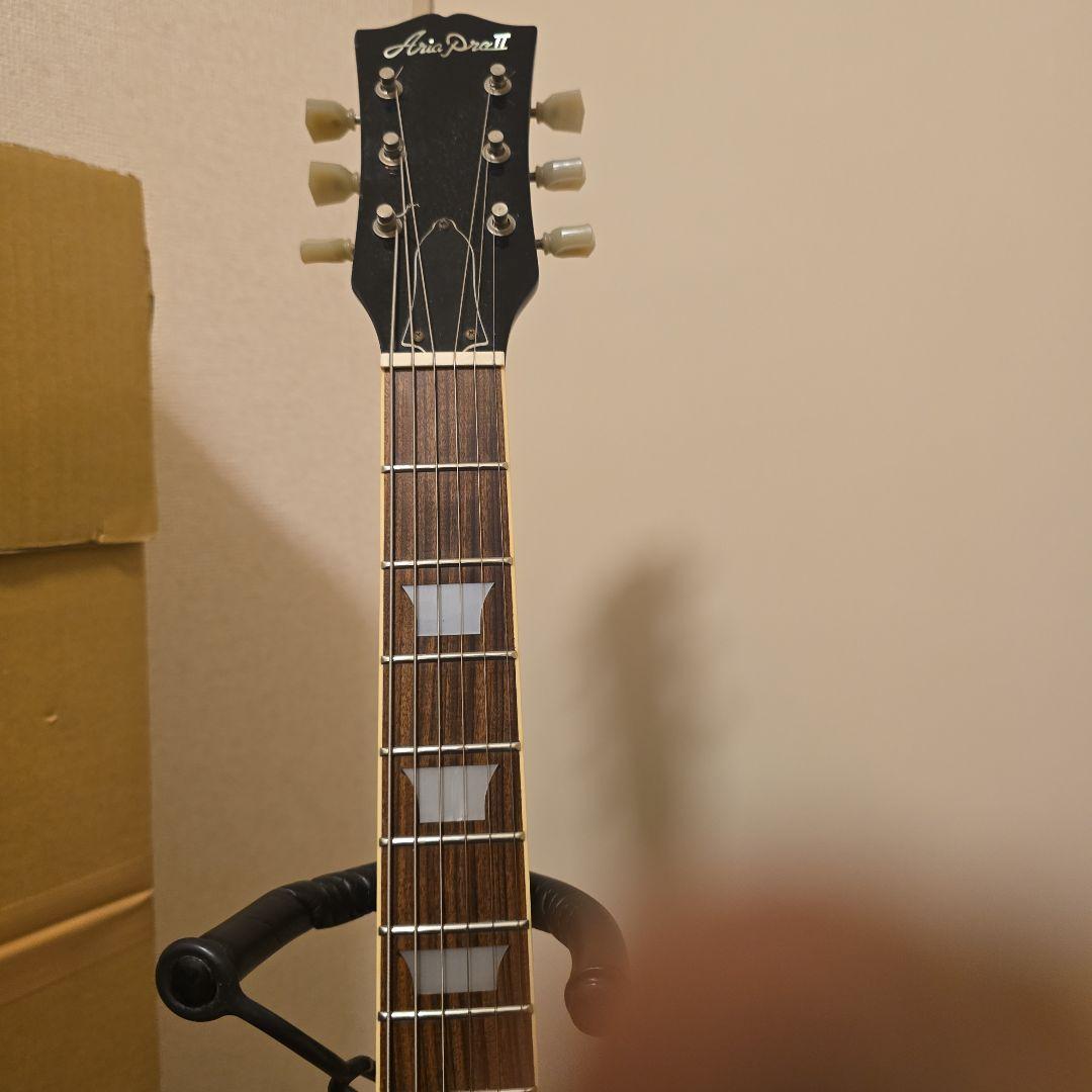 Aria Pro II エレキギター レスポールタイプ サンバースト
