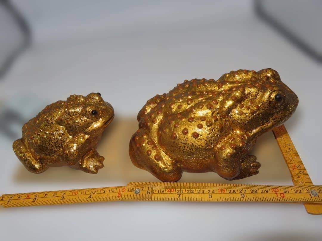 二見興玉神社　金属製 幸一作 2点 蛙 カエル　縁起物　インテリア　骨董品