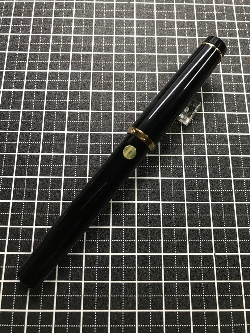 Pelikan Traditional M150 BLACK 万年筆　字幅F
