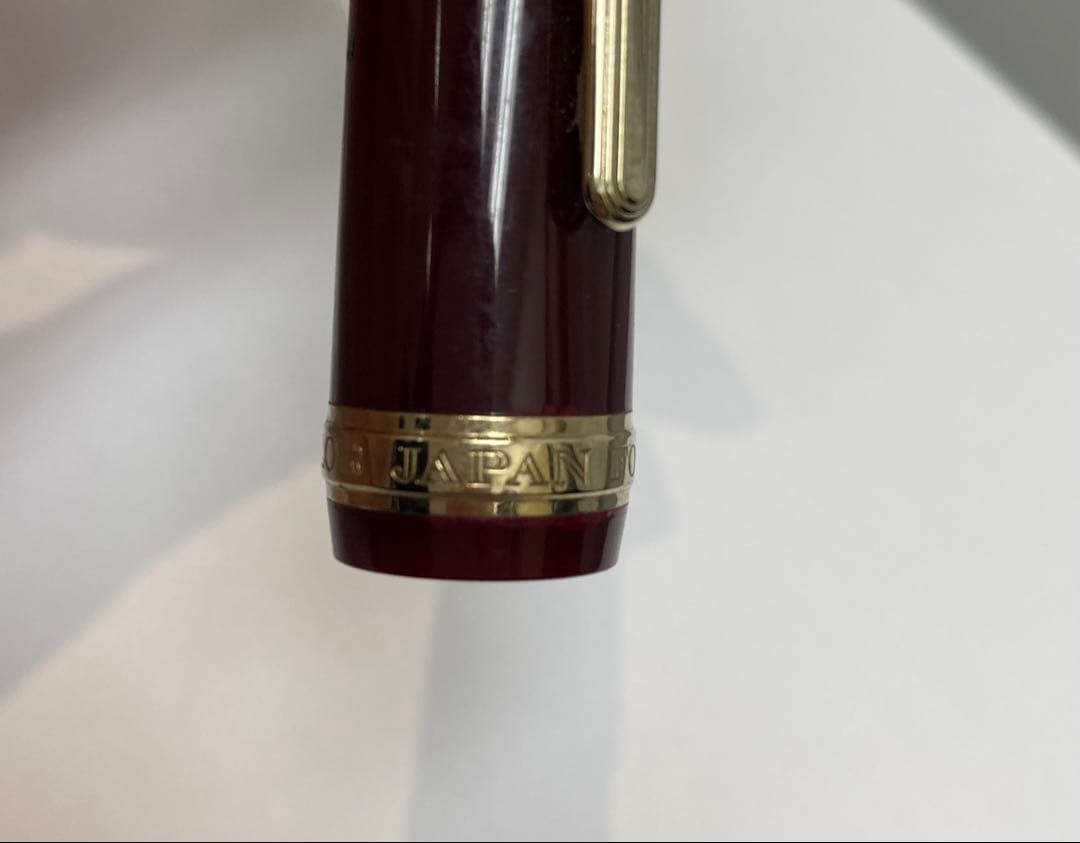 ワインレッド 万年筆 金ペン先14K◇