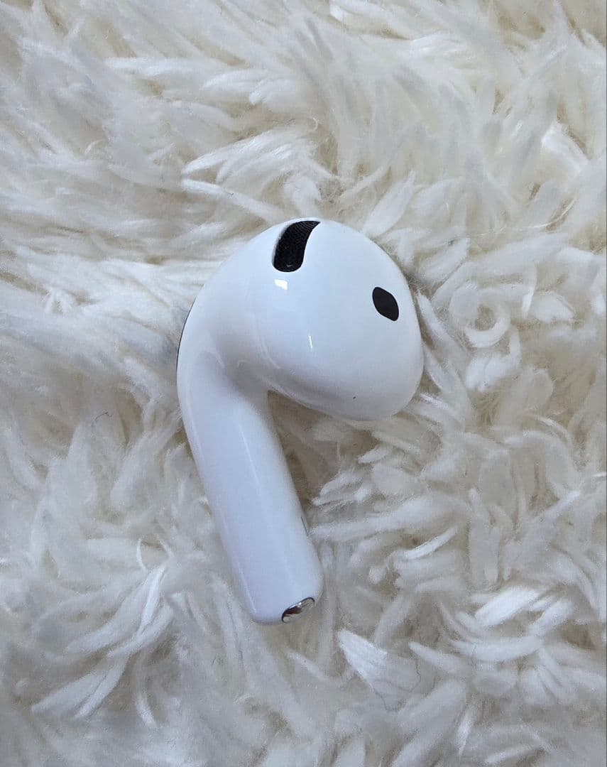 Air pods 第4世代 左イヤホン　A3053