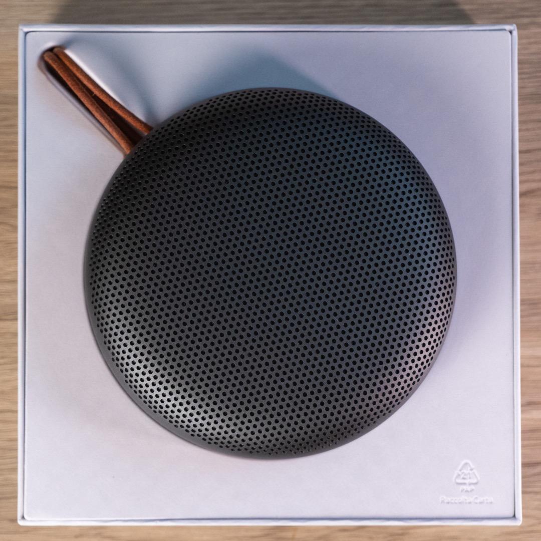 B&O Beosound A1 2nd Gen ブラックアンスラサイト