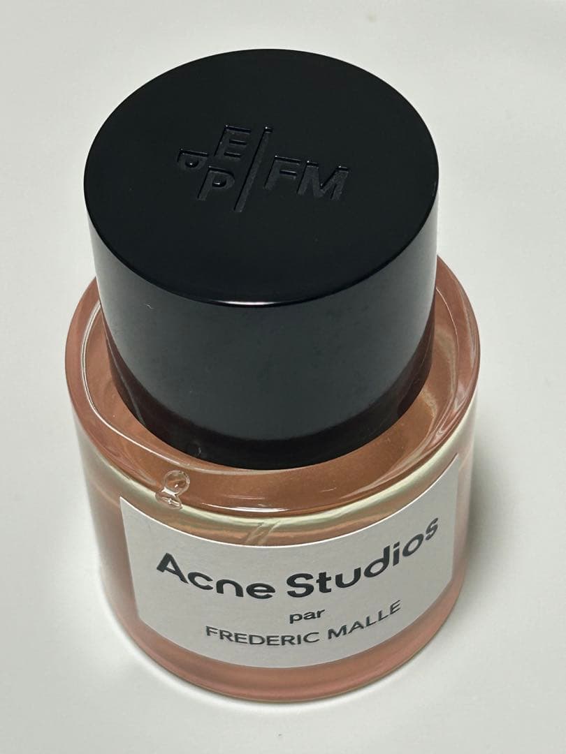 アクネ　香水　50ml オードパルファム