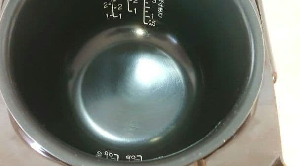 象印 IH炊飯ジャー NW-VB10型 (2023年製) 使用品