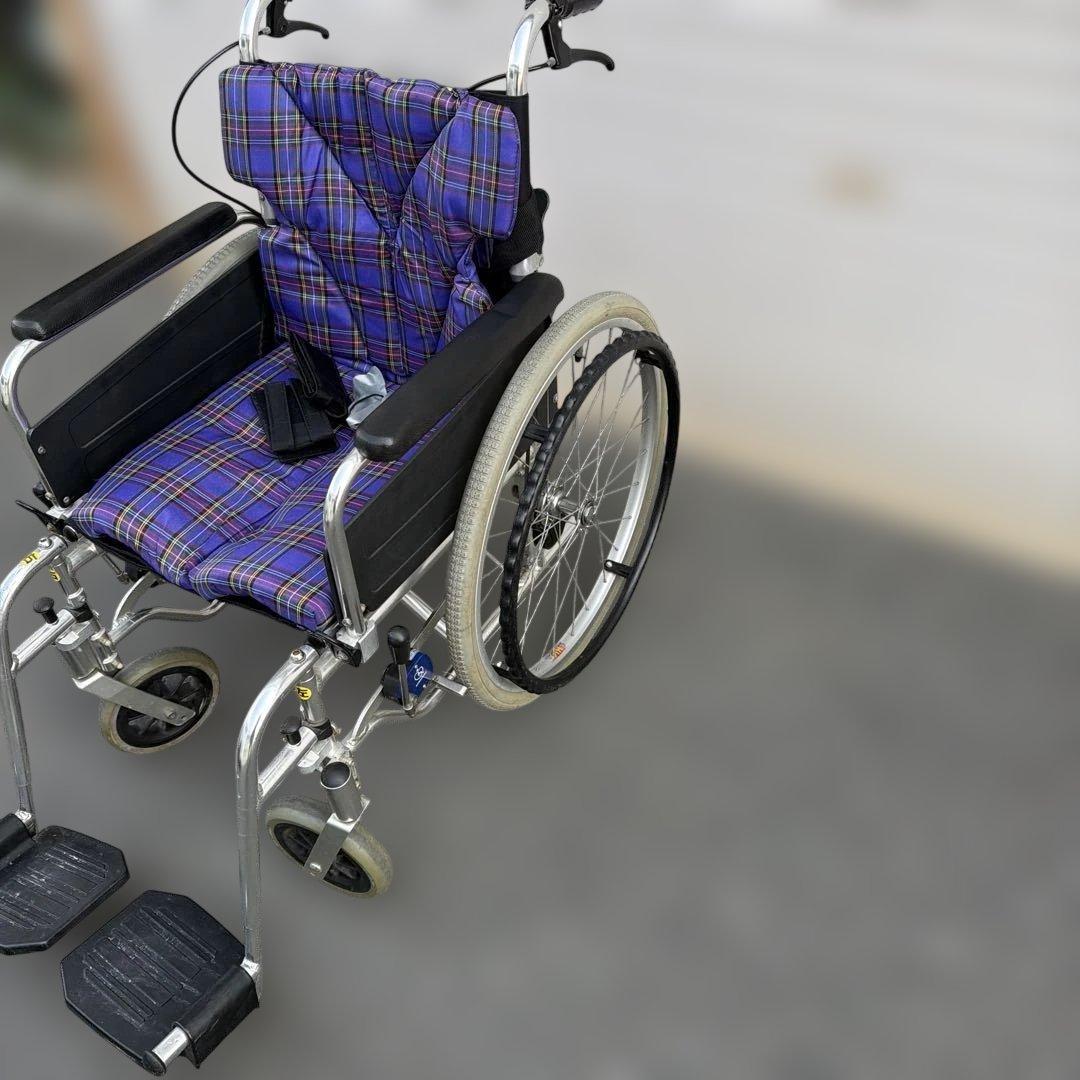 カワムラ 折りたたみ車椅子 介助用 クッション付 【A-264】
