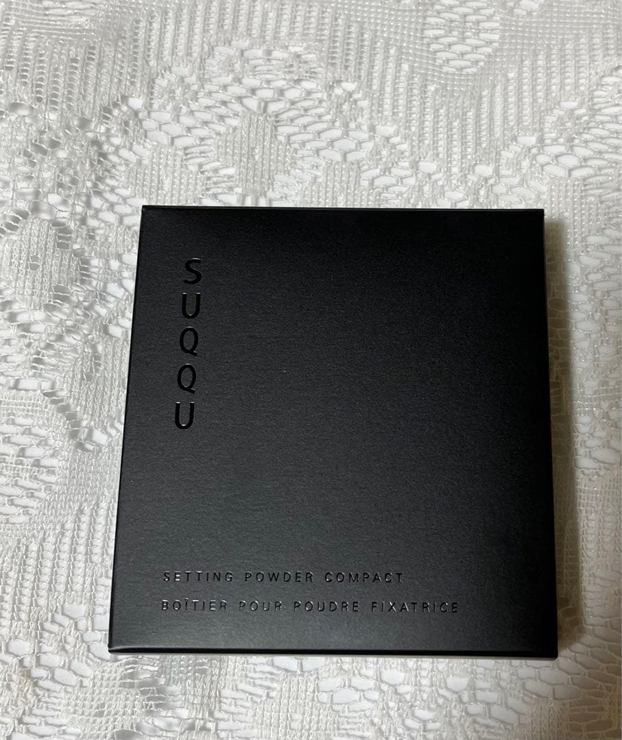 [新品]SUQQU ソフト マット セッティング パウダー パフ・ケース付き