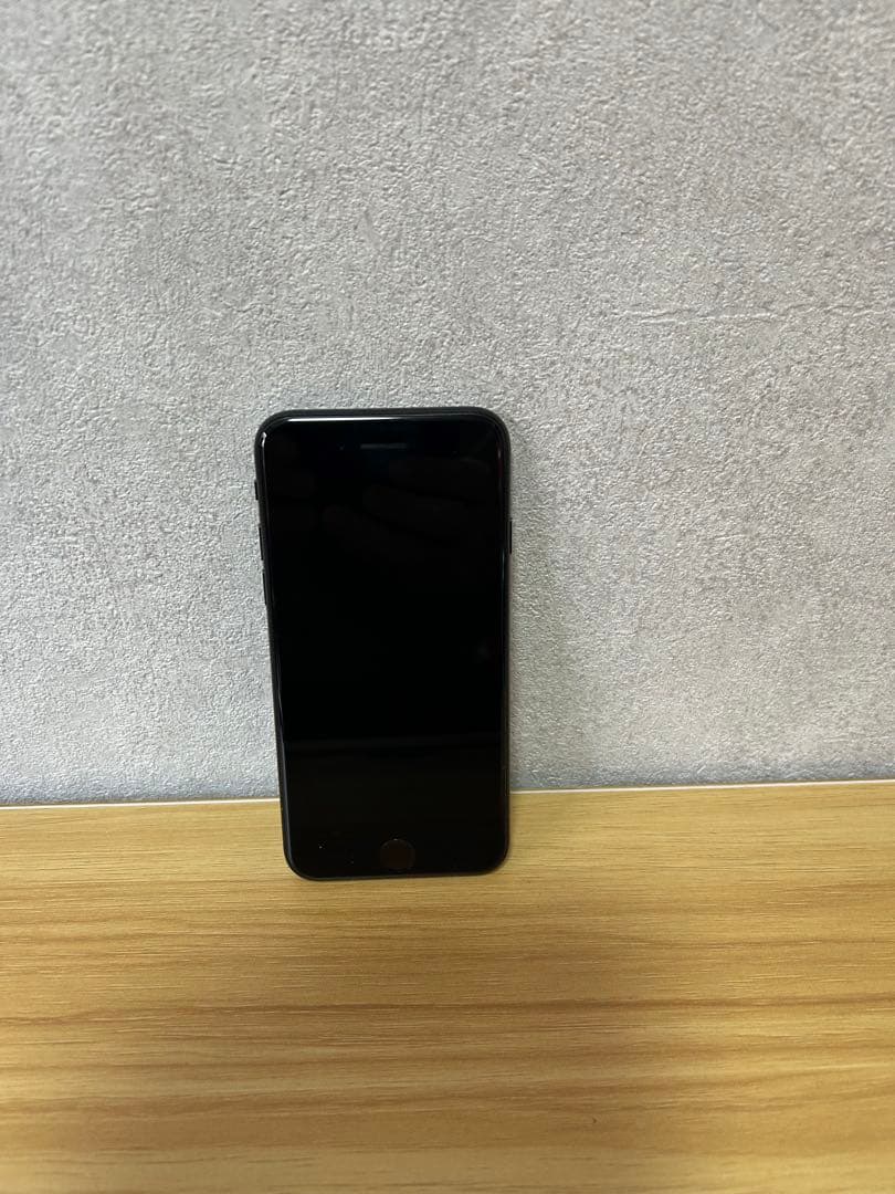 フ*ル様 iPhone SE 第二世代 128GB