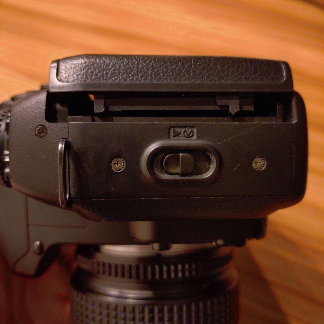 美品（破損あり）Nikon F80 一眼レフカメラ AF NIKKORレンズ付き