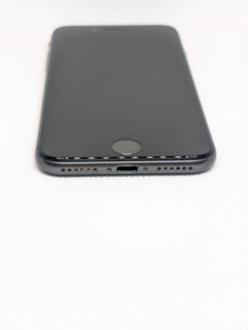 【整備済/即発送】iPhone 8 64GB スペースグレイ SIMフリー