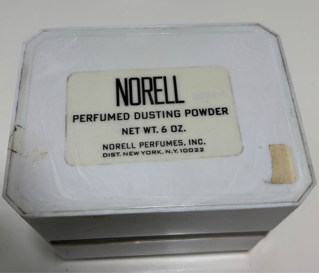 NORELL N PERFUMED DUSTING POWDER 香水