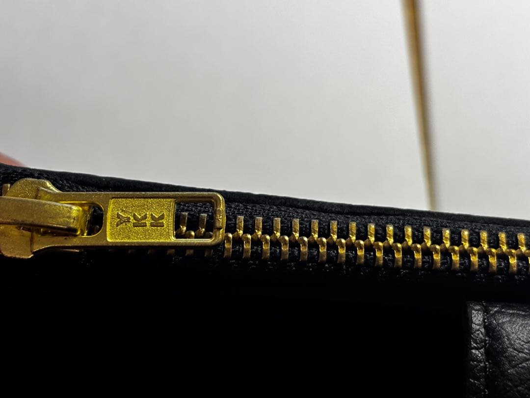 バハギア　ペンケース　ロール型　ファスナーモデル　シュリンクレザー　箱無し