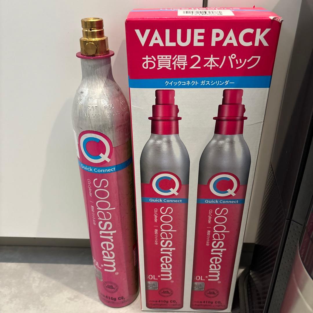 sodastream 炭酸水メーカー ガスシリンダー2本パック付き　オマケ付き