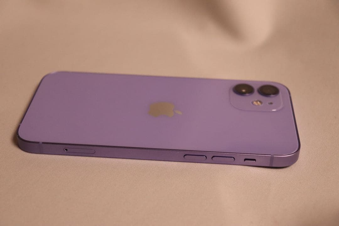 ラ*ル様 【準美品】iPhone12 SIMフリー