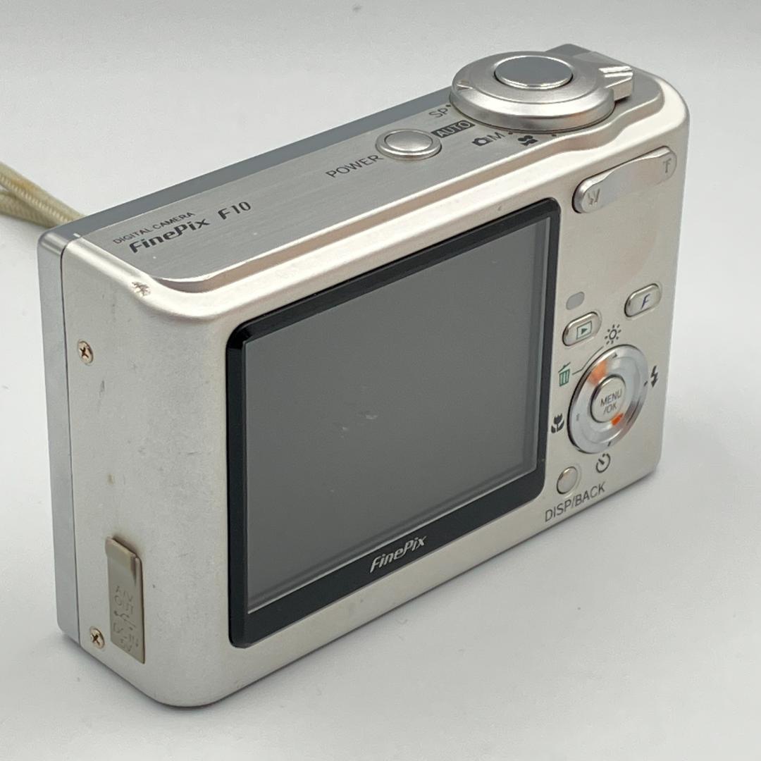 ⭐️名機CCDモデル⭐️FUJIFILM FinePix F10 シルバー