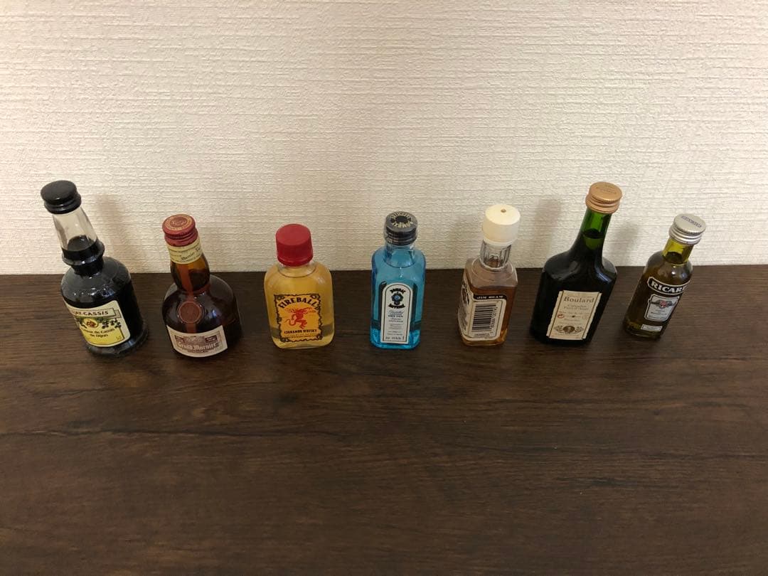 お酒 ミニボトル４２本まとめ売り 新品未開封　(ウィスキースピリッツetc)
