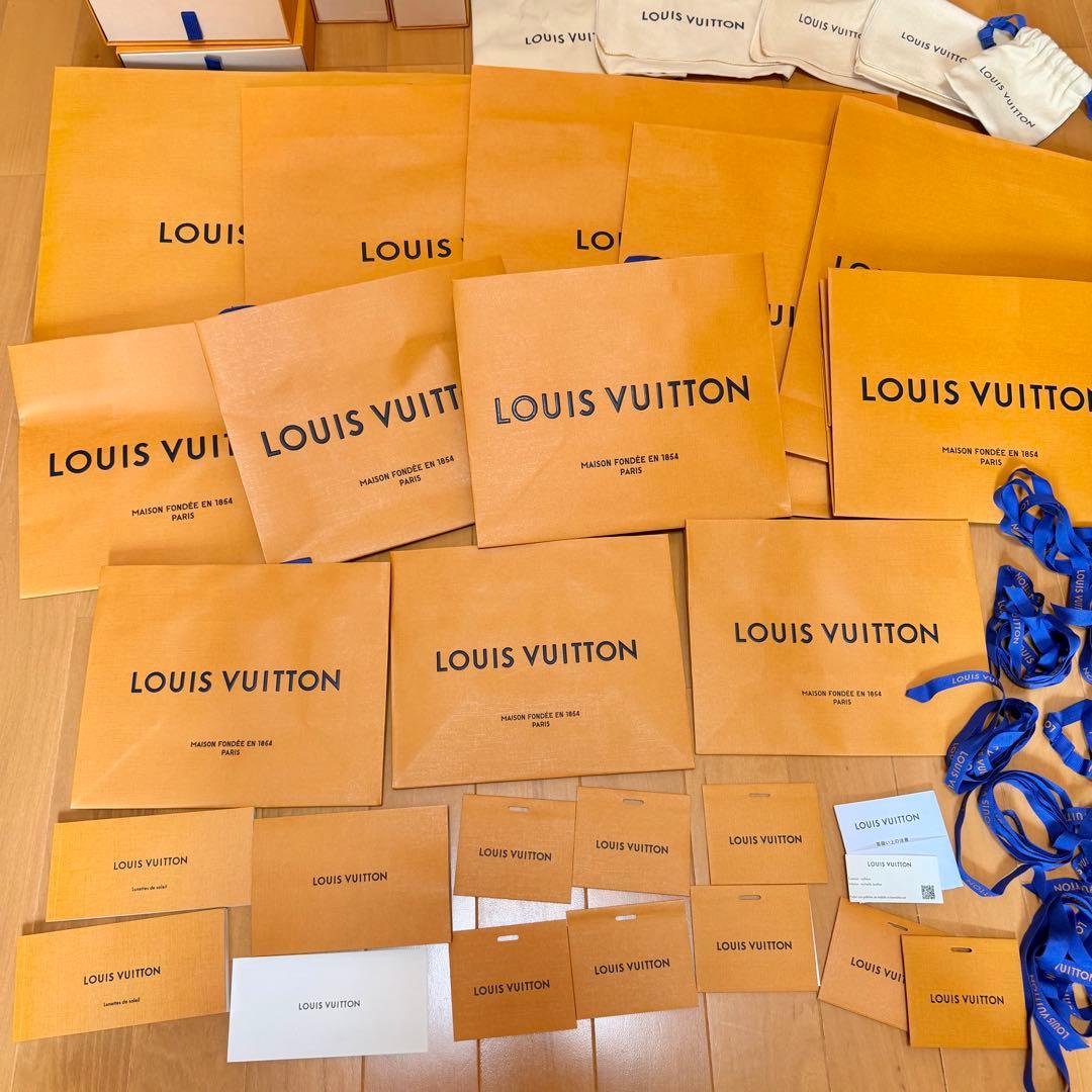 LOUIS VUITTON ルイヴィトン 空箱 紙袋 説明書 リボン その他