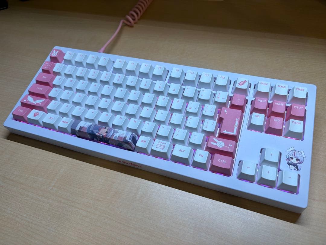 VSPO! GEAR ゲーミングキーボード／兎咲ミミEdition