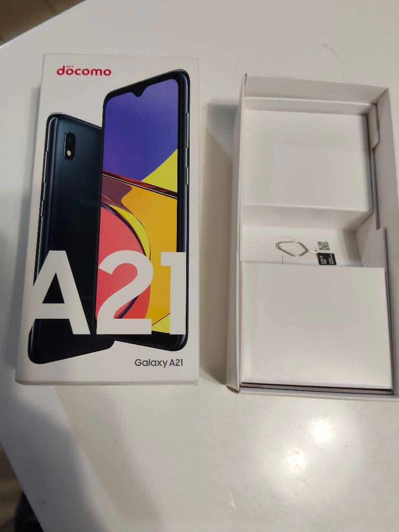 docomo Galaxy A21 本体 未使用