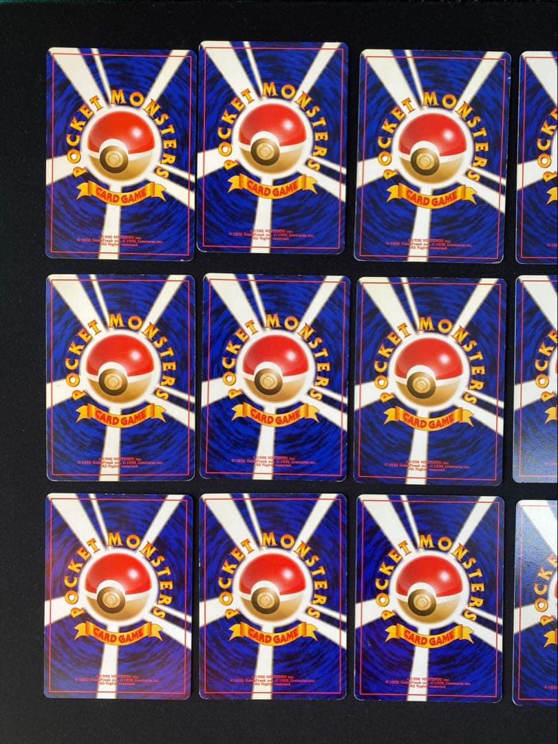 ポケモンカード 旧裏プレミアムファイル 24枚 チコリータ等　ポケカ　旧裏