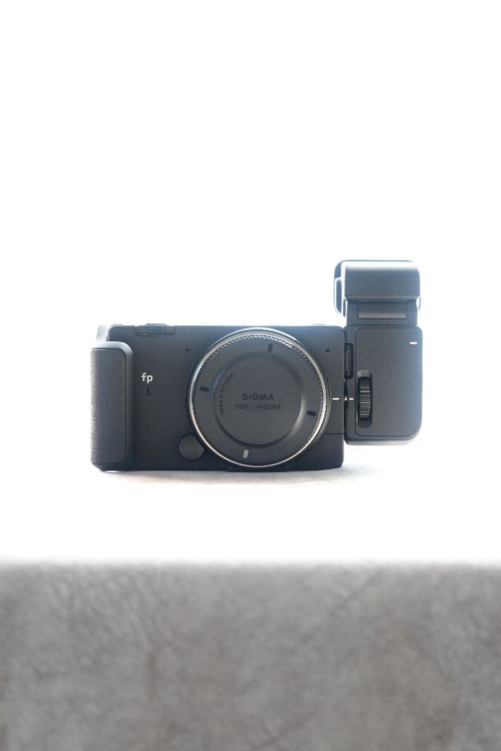 SIGMA fpL EVF-11キット+単焦点レンズ+おまけ多数