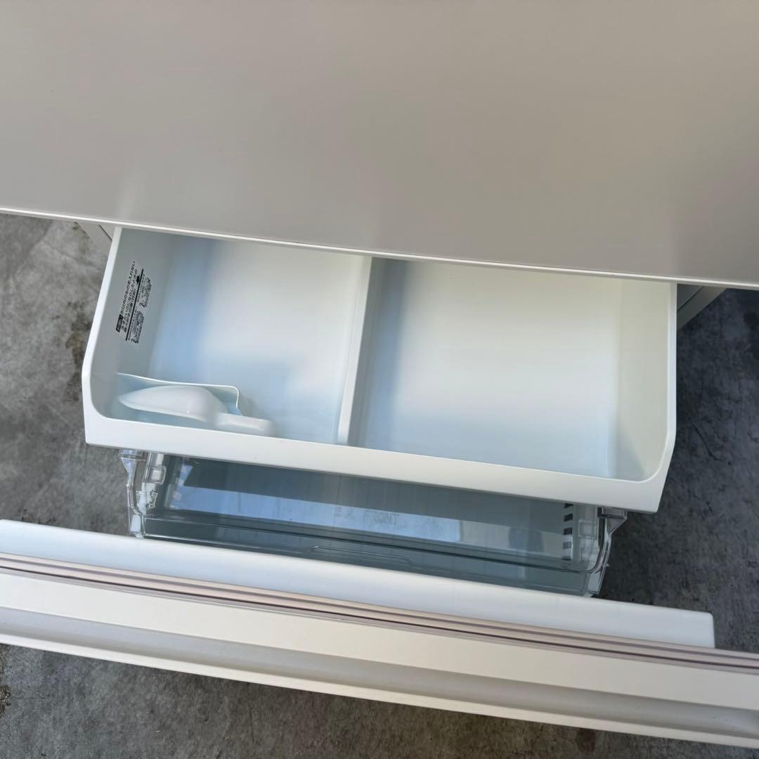 253⭐️2024年製美品★東芝冷蔵庫　大型　3ドア　自動製氷　300L〜400L