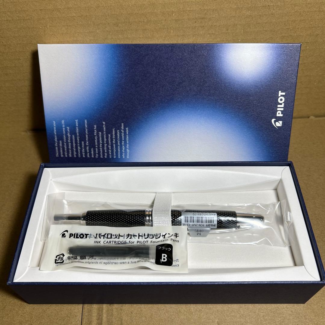 PILOT 万年筆 マンネンヒツ キャップレス カスリ クロ M カスリ