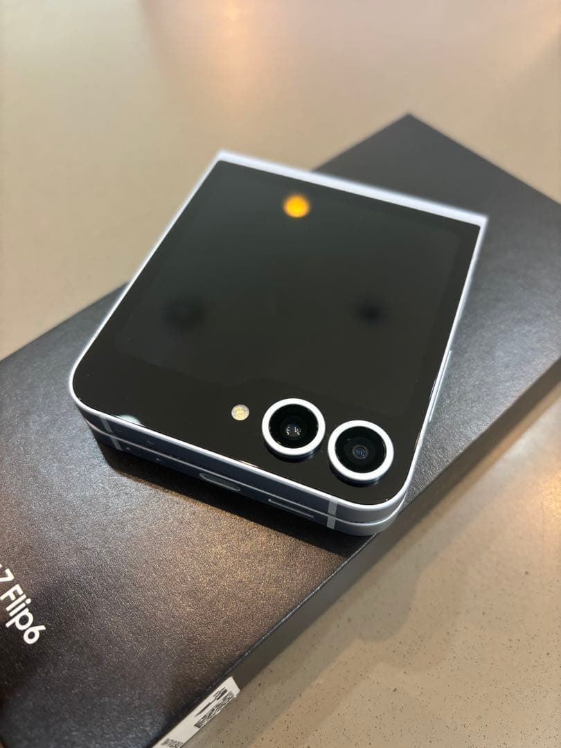 Galaxy Z Flip6 256GB ブルー 国内版 SIMフリー