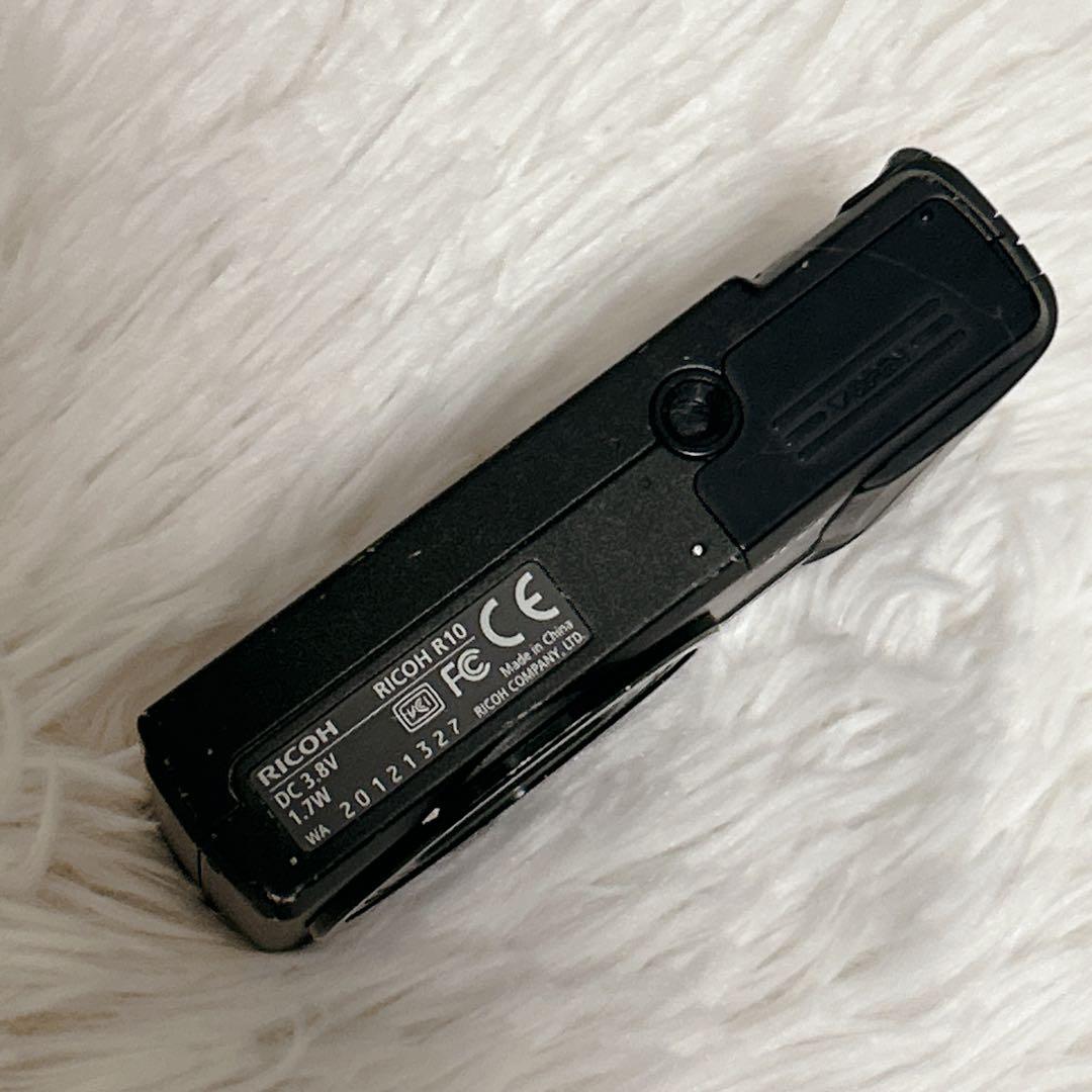 RICOH R10 ブラック コンパクトデジタルカメラ わけあり