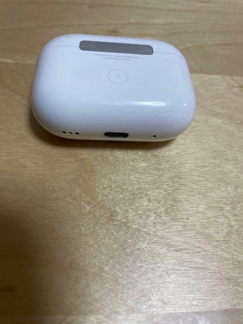 AirPods Pro2 イヤホン左耳　C-type 本体　保護カバー２つ