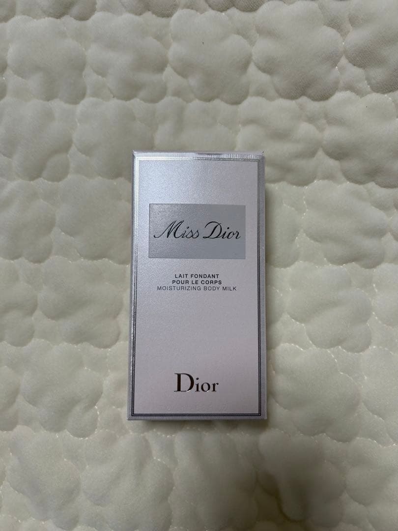 【新品未使用】格安‼️Dior/ディオール　ボディーミルク　200ml