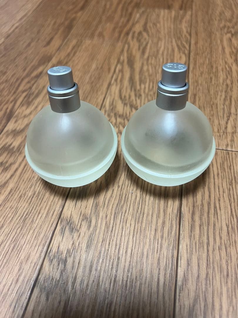Carolina Herrera 212 100ml 香水 残り8割ほど