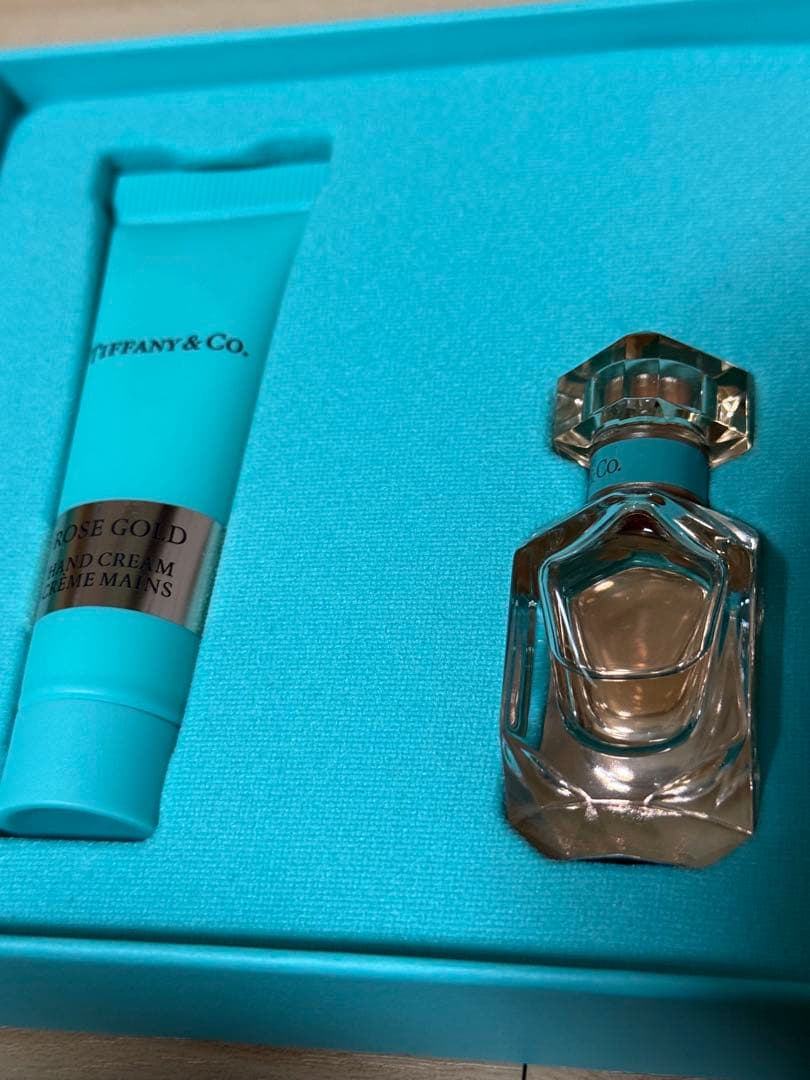 Tiffany 香水　ハンドクリーム　セット　ギフト　限定　ティファニー