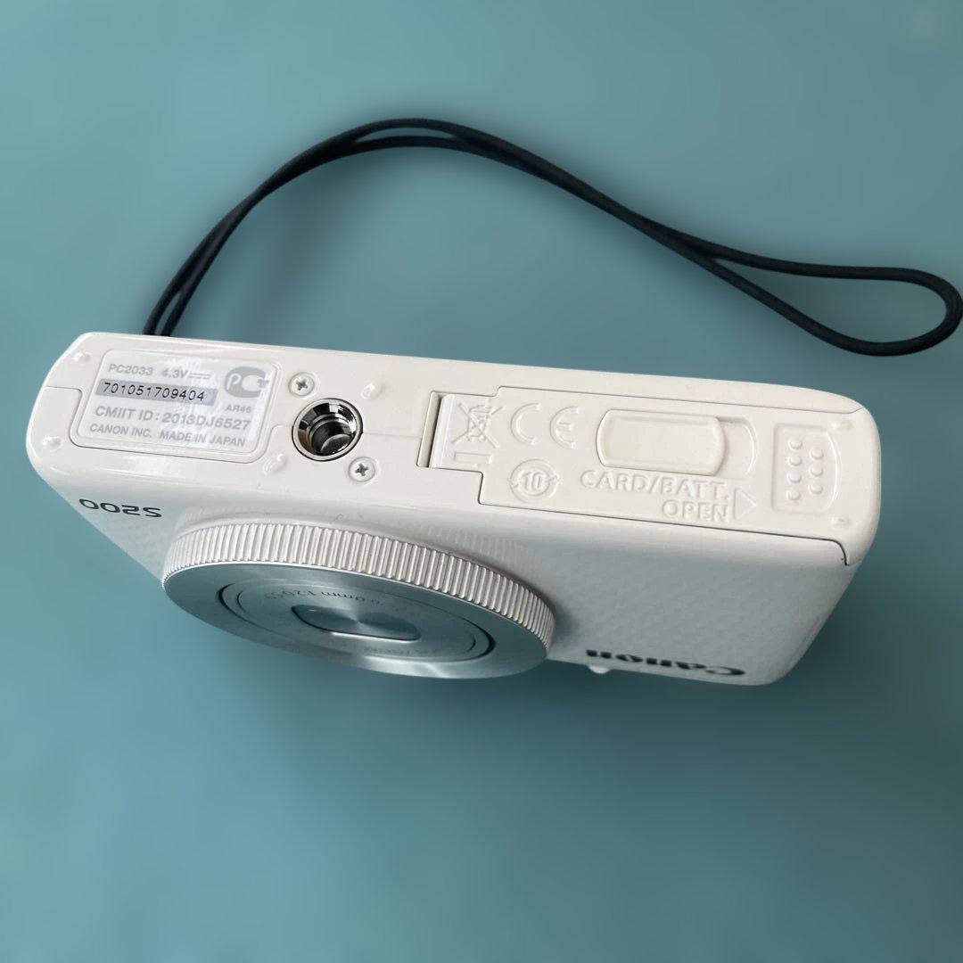 Canon Power shot S200 ホワイト コンデジ カメラ